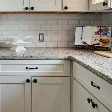 Cabinet Knobs & Pulls | Authentic Craftsmanship
