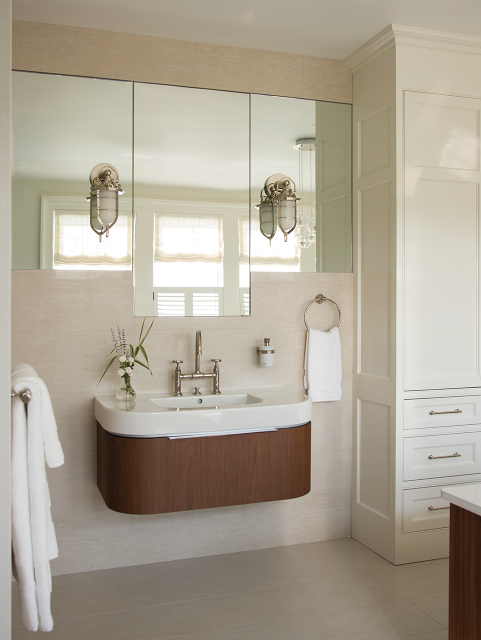##Antique Hardware## New Canaan Bath and Vanity