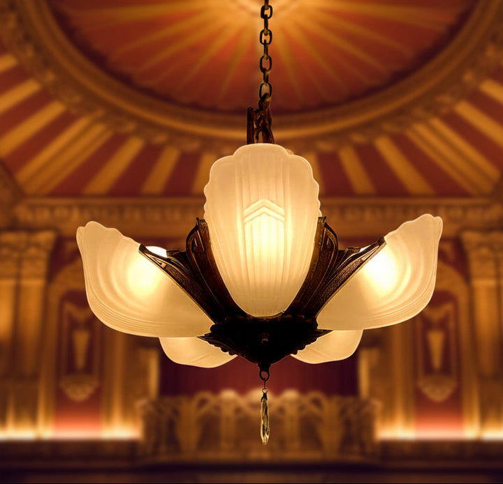 ##Antique Hardware## 38 Inch Theatre Style 5-Light Antique Chandelier With Slipshades